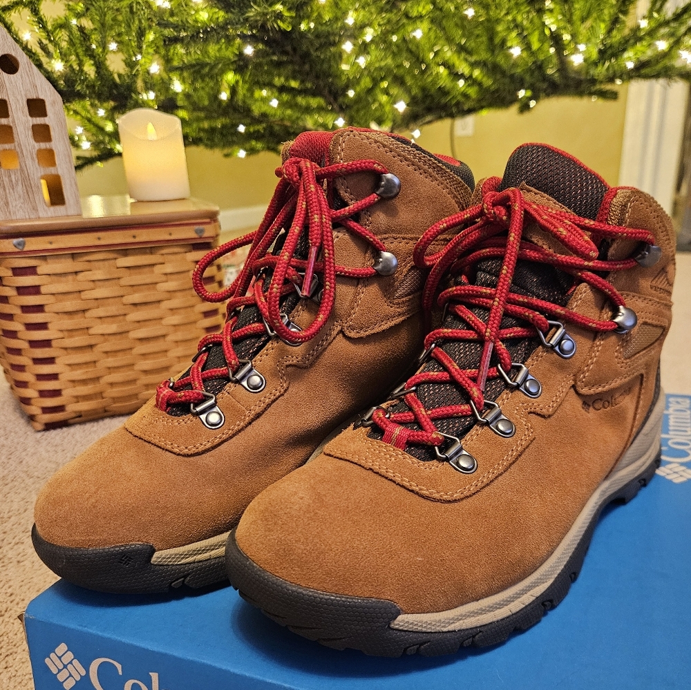 Columbia Women's Waterproof Hiking Boots